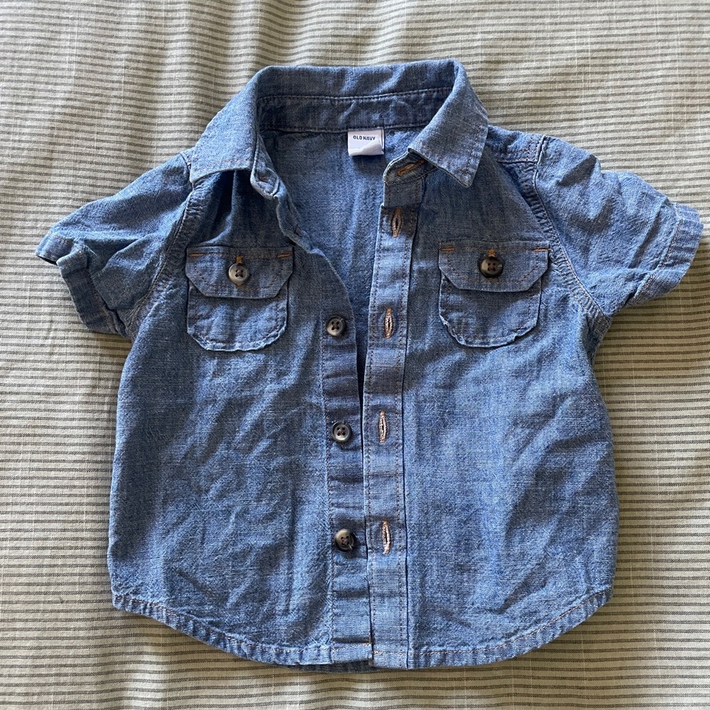 Old Navy Light Blue Short-Sleeve Denim Button-Down Shirt for Kids